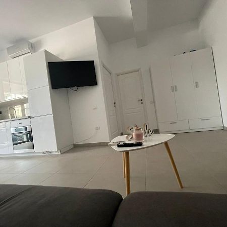 La Oti&Miruna Leilighet Năvodari Eksteriør bilde